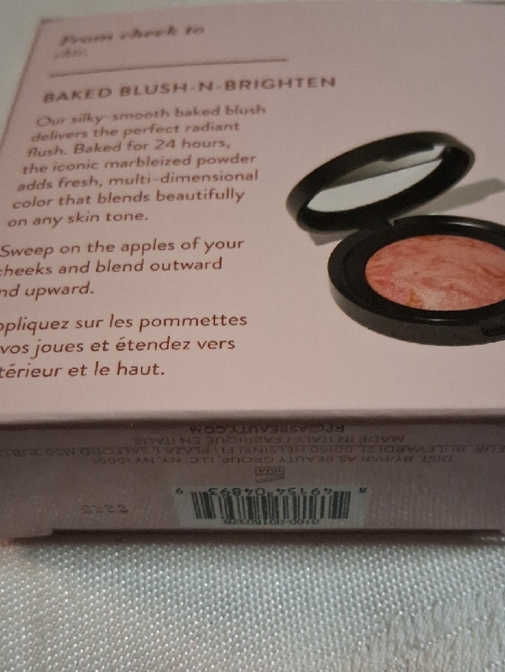 Laura Geller Marbleized Blush in Pink and Gold - Picture 2 of 3